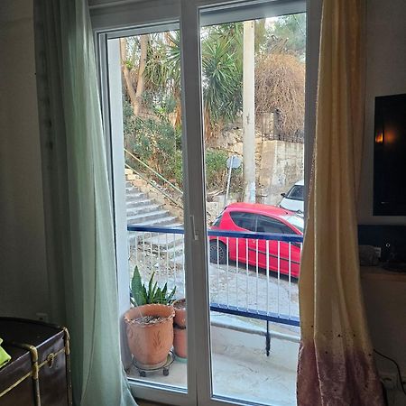 Urban By The Sea Pireu Exterior foto